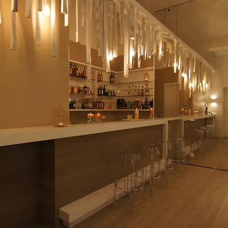 Nocleg ze śniadaniem The Hamptons Boutique 2*