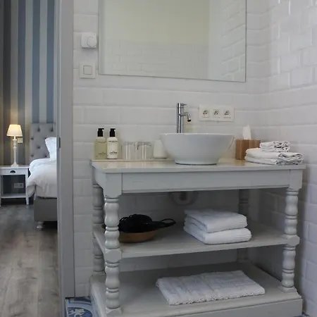 The Hamptons Boutique Bed & Breakfast Gent