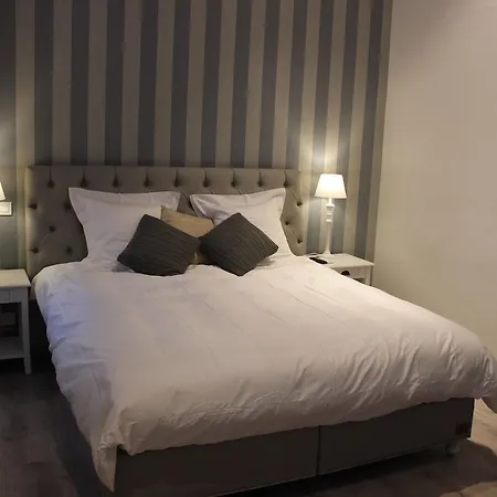 Bed & Breakfast The Hamptons Boutique 2*